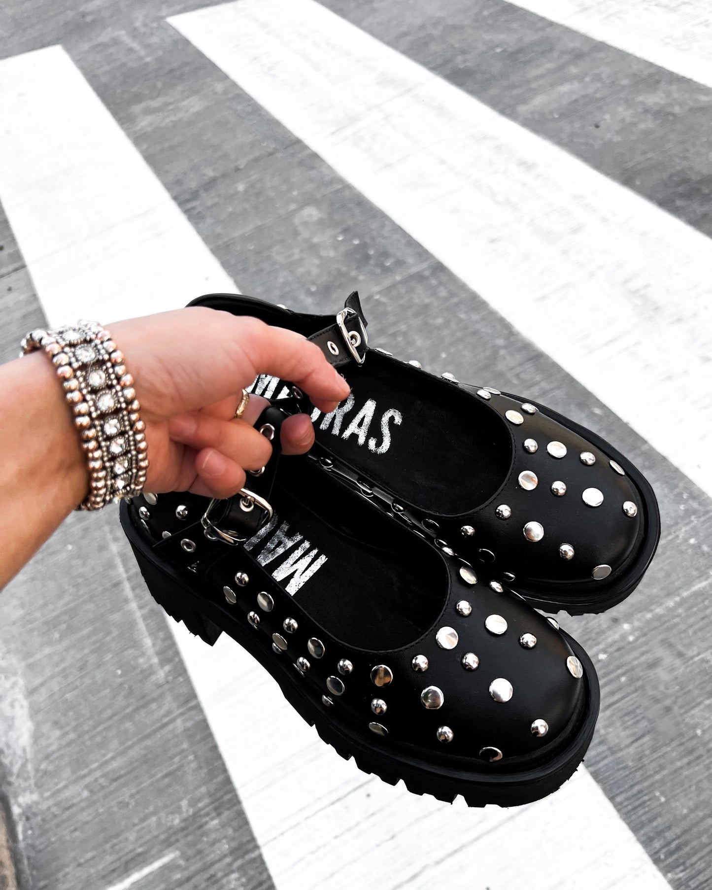 STUDDED FLATS